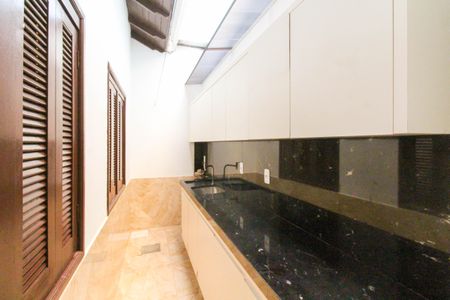 Casa à venda com 80m², 3 quartos e 2 vagas Casa à venda com 80m², 3 quartos e 2 vagasÁrea de Serviço