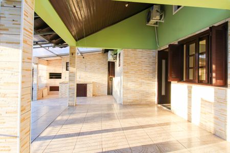 Casa à venda com 80m², 3 quartos e 2 vagas Casa à venda com 80m², 3 quartos e 2 vagasÁrea externa