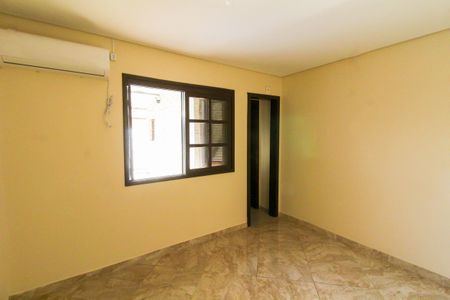 Casa à venda com 80m², 3 quartos e 2 vagas Casa à venda com 80m², 3 quartos e 2 vagasSuíte