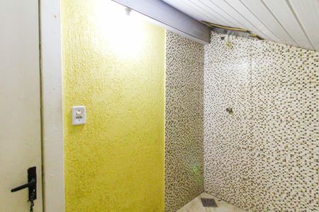 Casa à venda com 80m², 3 quartos e 2 vagas Casa à venda com 80m², 3 quartos e 2 vagasLavabo