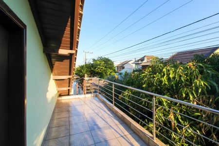 Casa à venda com 80m², 3 quartos e 2 vagas Casa à venda com 80m², 3 quartos e 2 vagasÁrea externa