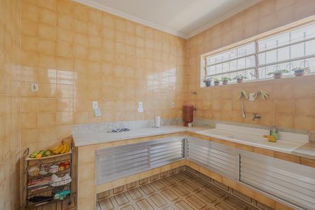 Casa à venda com 418m², 4 quartos e 8 vagasCozinha