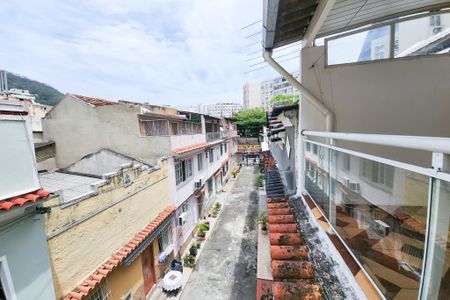 Apartamento à venda com 100m², 2 quartos e sem vaga Apartamento à venda com 100m², 2 quartos e sem vagaVista
