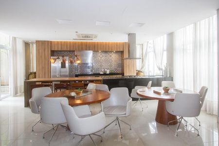 Apartamento à venda com 42m², 1 quarto e 1 vagaÁrea comum