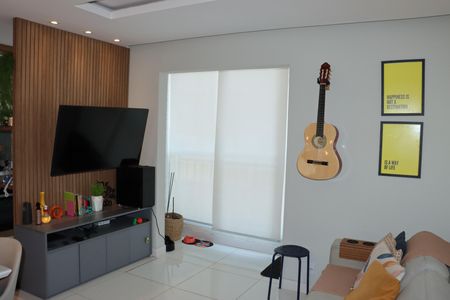Sala de apartamento para alugar com 2 quartos, 45m² em Jardim Barro Branco, Cotia