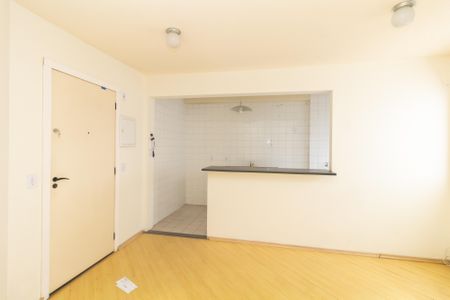Sala de apartamento para alugar com 1 quarto, 37m² em Vila Carmosina, São Paulo