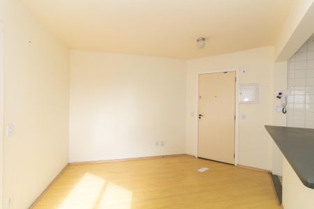 Sala de apartamento para alugar com 1 quarto, 37m² em Vila Carmosina, São Paulo