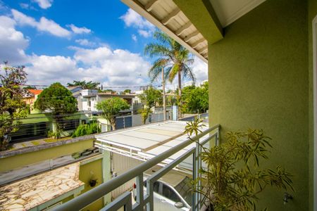 Casa à venda com 347m², 4 quartos e 6 vagas Casa à venda com 347m², 4 quartos e 6 vagasVista