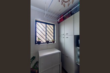 Apartamento à venda com 67m², 3 quartos e 1 vagaÁrea de Serviço