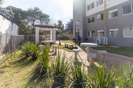 Apartamento à venda com 42m², 2 quartos e sem vagaÁrea comum