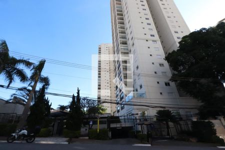 Apartamento à venda com 127m², 3 quartos e 2 vagas Apartamento à venda com 127m², 3 quartos e 2 vagasFachada e portaria