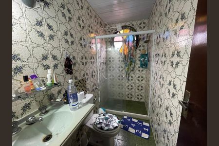 Casa à venda com 550m², 3 quartos e 5 vagasBanheiro da Suíte 1