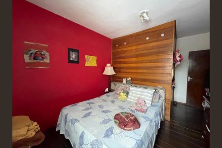 Casa à venda com 550m², 3 quartos e 5 vagasSuíte 2