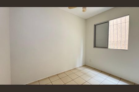 Apartamento para alugar com 65m², 3 quartos e 1 vaga Apartamento para alugar com 65m², 3 quartos e 1 vagaQuarto