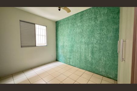 Apartamento para alugar com 65m², 3 quartos e 1 vaga Apartamento para alugar com 65m², 3 quartos e 1 vagaQuarto