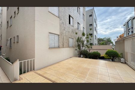 Apartamento para alugar com 65m², 3 quartos e 1 vaga Apartamento para alugar com 65m², 3 quartos e 1 vagaQuintal
