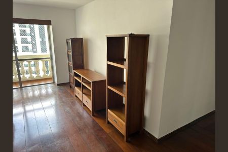 Sala de apartamento para alugar com 3 quartos, 105m² em Cerqueira César, São Paulo