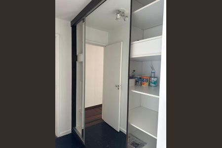 Apartamento à venda com 105m², 3 quartos e 1 vaga Apartamento à venda com 105m², 3 quartos e 1 vagaCorredor