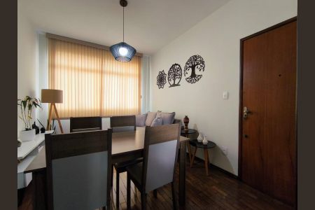 Apartamento à venda com 60m², 2 quartos e 1 vagaSala
