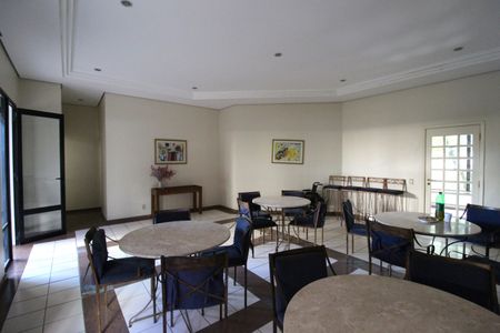 Apartamento à venda com 65m², 2 quartos e 1 vagaÁrea Comum - Salão de Festas