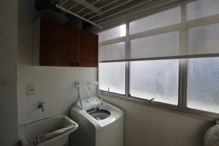 Apartamento à venda com 169m², 4 quartos e 1 vagaÁrea de Serviço