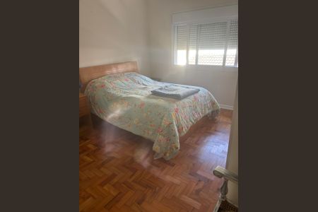 Casa à venda com 240m², 4 quartos e 2 vagasQuarto