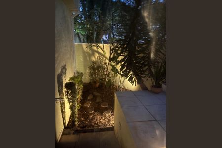 Casa à venda com 240m², 4 quartos e 2 vagasJardim