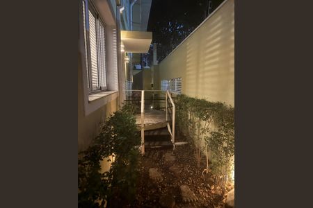 Casa à venda com 240m², 4 quartos e 2 vagasQuintal