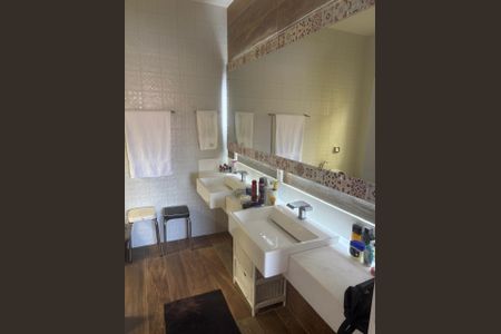 Banheiro de casa à venda com 4 quartos, 240m² em Planalto Paulista, São Paulo