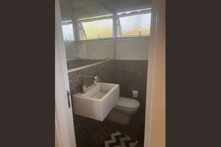 Banheiro de casa à venda com 4 quartos, 240m² em Planalto Paulista, São Paulo