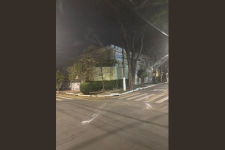 Casa à venda com 240m², 4 quartos e 2 vagasVista