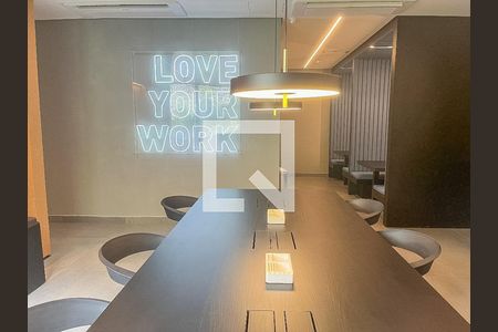 Studio à venda com 26m², 1 quarto e sem vaga Studio à venda com 26m², 1 quarto e sem vagaCoworking