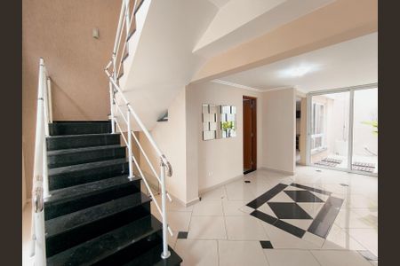 Casa de condomínio à venda com 374m², 2 quartos e 7 vagasSala