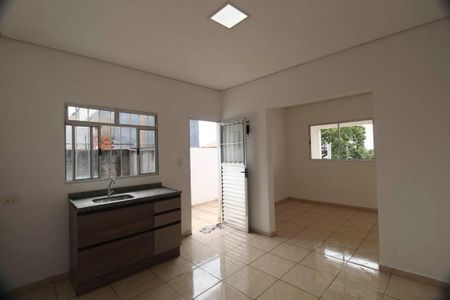 Casa para alugar com 100m², 2 quartos e 1 vaga Casa para alugar com 100m², 2 quartos e 1 vagaCozinha