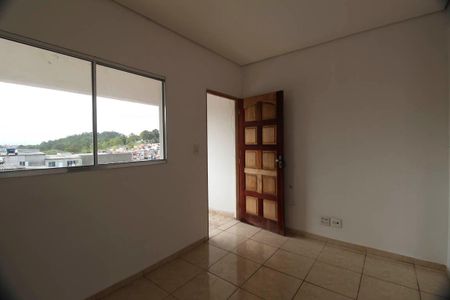 Casa para alugar com 100m², 2 quartos e 1 vaga Casa para alugar com 100m², 2 quartos e 1 vagaSala