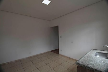 Casa para alugar com 100m², 2 quartos e 1 vaga Casa para alugar com 100m², 2 quartos e 1 vagaCozinha