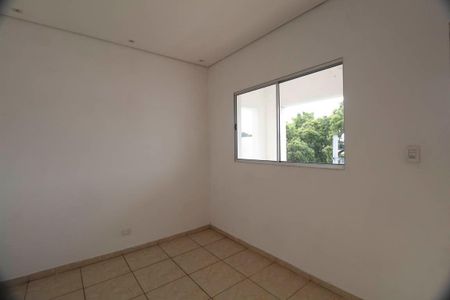 Sala de casa para alugar com 2 quartos, 100m² em Jardim Santa Teresinha, São Paulo