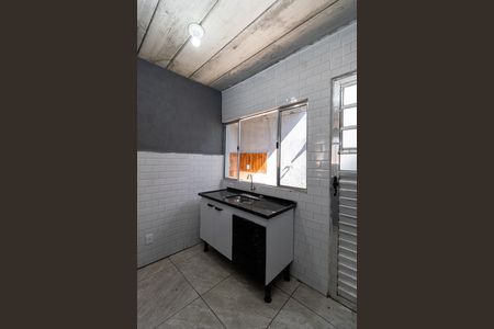 Cozinha de casa para alugar com 1 quarto, 40m² em Parque Casa de Pedra, São Paulo