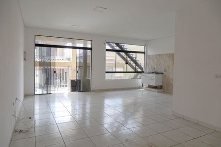 Casa à venda com 250m², 5 quartos e 2 vagas Casa à venda com 250m², 5 quartos e 2 vagasSala - Casa 1