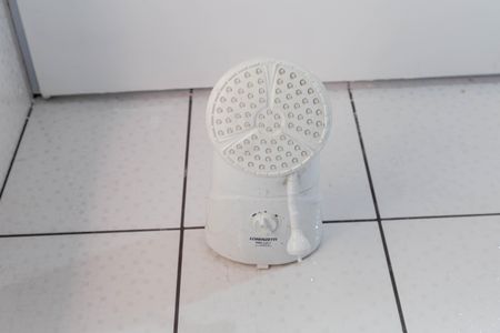 Casa à venda com 250m², 5 quartos e 2 vagas Casa à venda com 250m², 5 quartos e 2 vagasBanheiro 1 - Casa 2