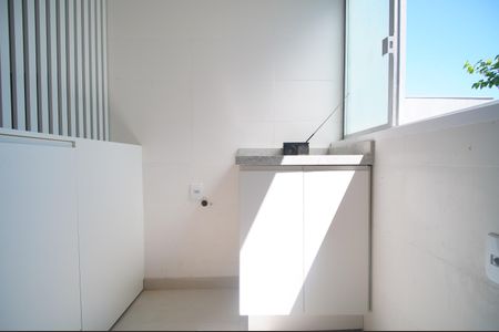 Apartamento à venda com 86m², 3 quartos e 1 vagaÁrea de Serviço