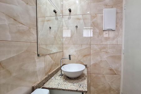 Studio para alugar com 25m², 1 quarto e sem vaga Studio para alugar com 25m², 1 quarto e sem vagaBanheiro