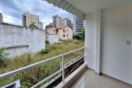 Studio para alugar com 25m², 1 quarto e sem vaga Studio para alugar com 25m², 1 quarto e sem vagaVaranda