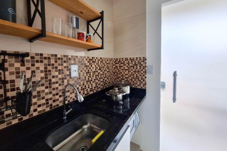 Studio para alugar com 25m², 1 quarto e sem vaga Studio para alugar com 25m², 1 quarto e sem vagaCozinha