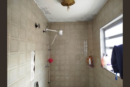 Casa à venda com 90m², 2 quartos e 1 vagaBanheiro Suíte