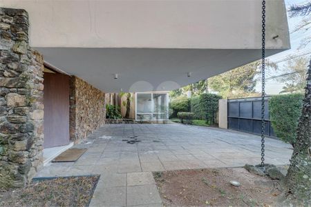 Casa à venda com 402m², 4 quartos e 4 vagas