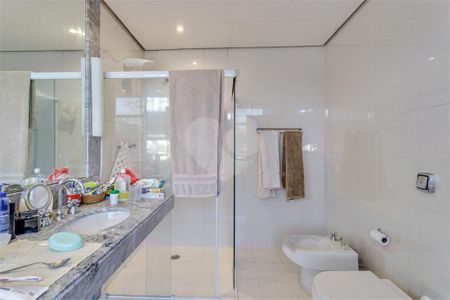 Casa à venda com 402m², 4 quartos e 4 vagas