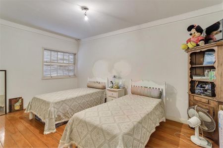 Casa à venda com 4 quartos, 402m² em Chácara Monte Alegre, São Paulo