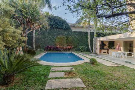Casa à venda com 402m², 4 quartos e 4 vagas
