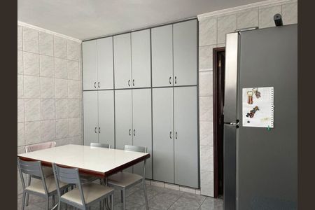 Casa à venda com 3 quartos, 260m² em Vila Guarani, São Paulo